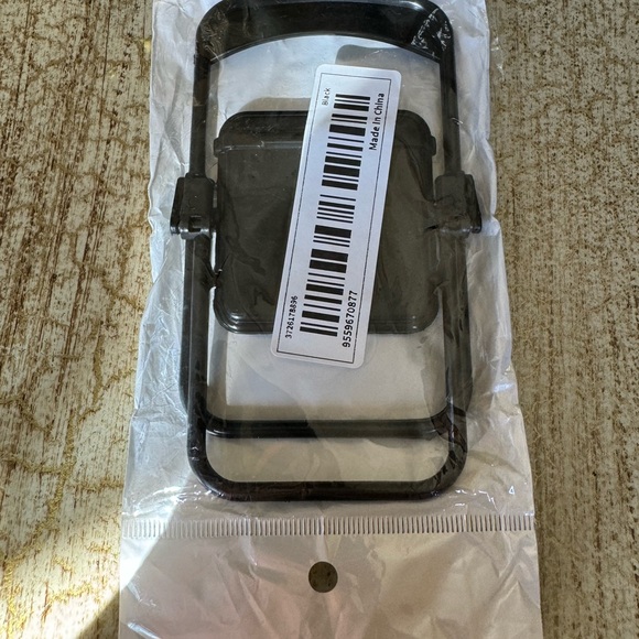 3/$20 Phone Holder in chair shape - Picture 4 of 4